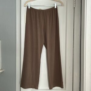 DONNI. Scallop Cropped Simple Pant Size Small brown mushroom new with tags